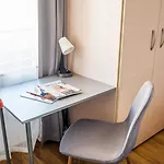 شقة View With 2 Bedrooms And Free Garage بلاغويفغراد