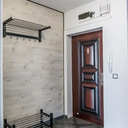 View With 2 Bedrooms And Free Garage Апартамент Благоевград