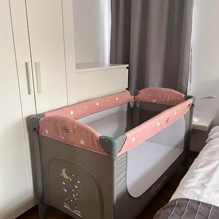View With 2 Bedrooms And Free Garage *
